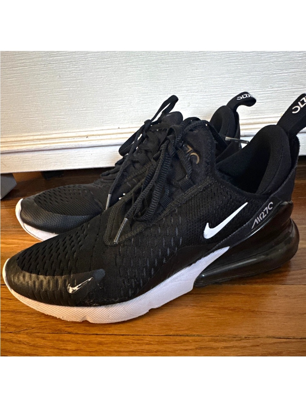 Nike Black and White Air Max 270 Men's Sneakers size 8